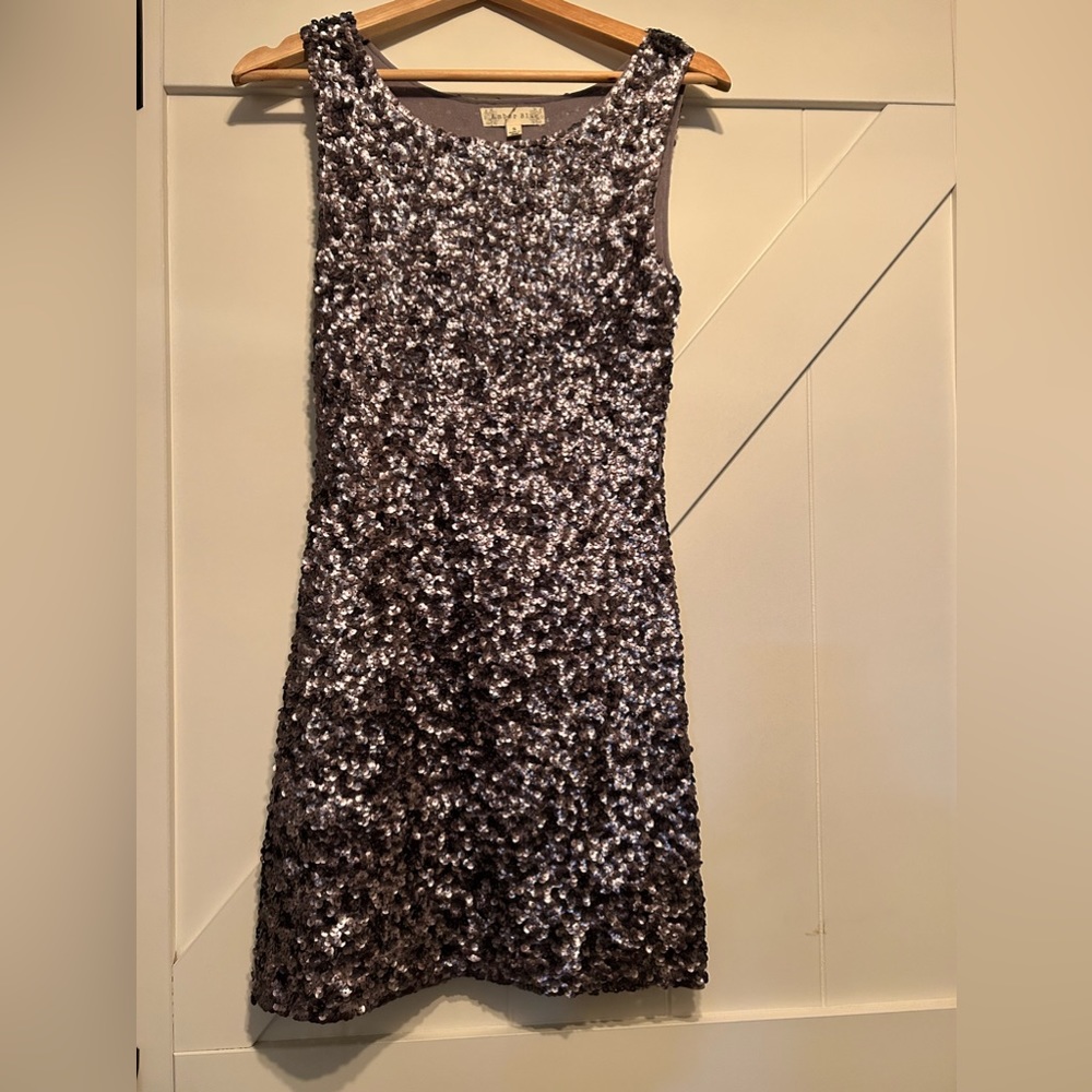 New with tags Bodycon sleeveless full sequin dress women size small